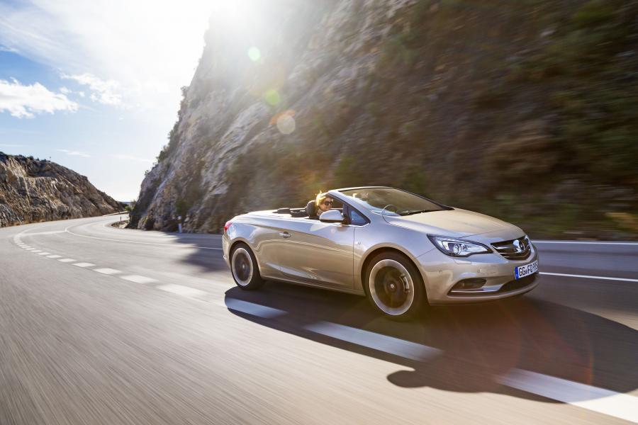  Opel Cascada 2012 года  (фото 41 из 83)